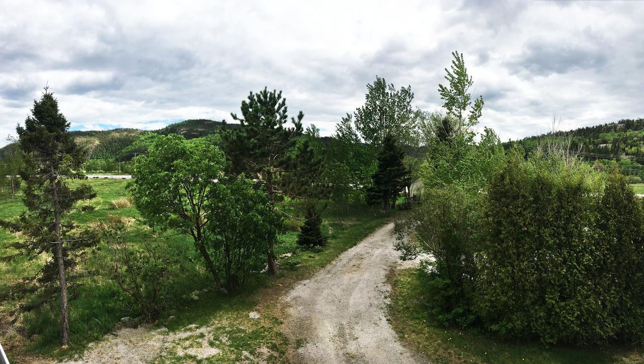 Bed and Breakfast La Chouette Viree Grandes-Bergeronnes Exterior foto