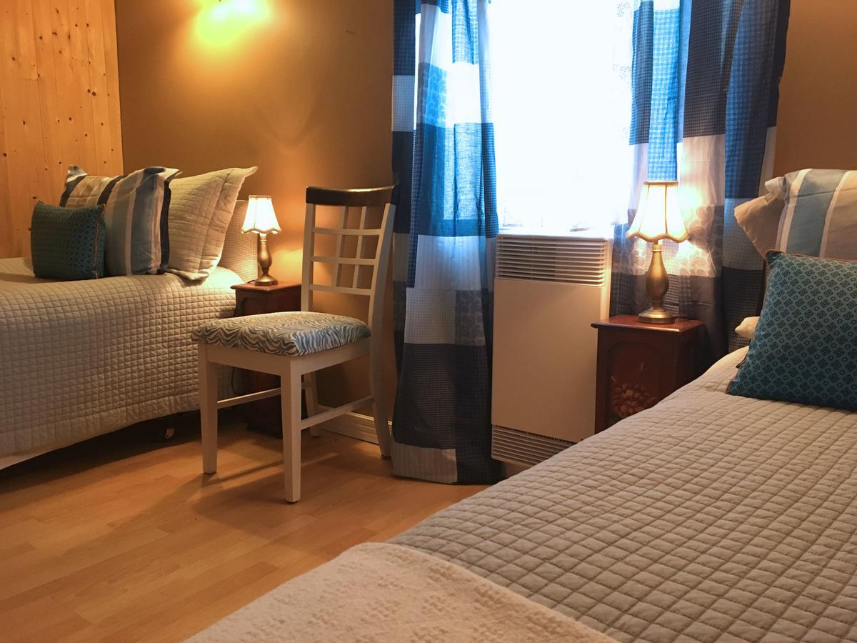 Bed and Breakfast La Chouette Viree Grandes-Bergeronnes Exterior foto