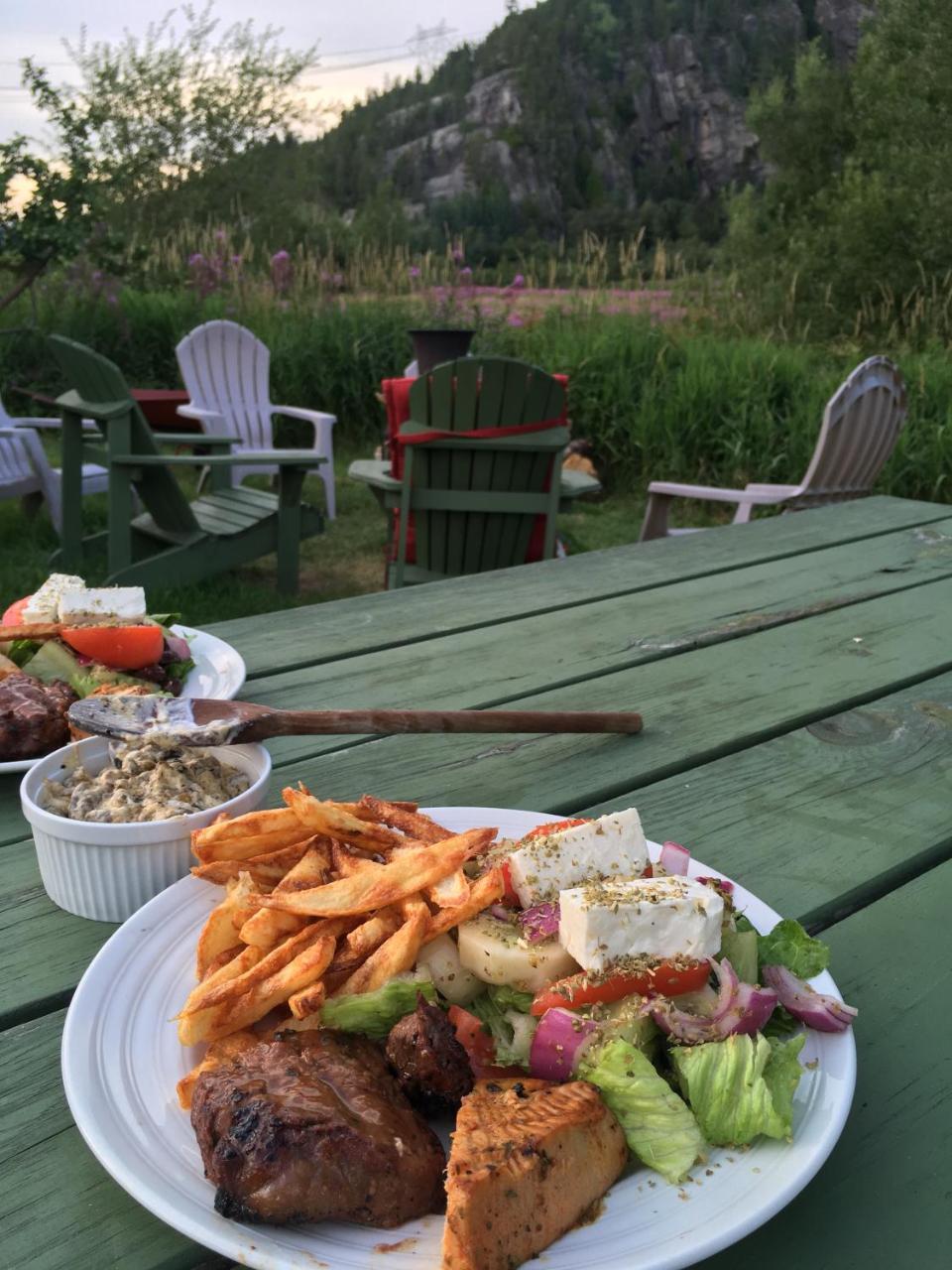 Bed and Breakfast La Chouette Viree Grandes-Bergeronnes Exterior foto